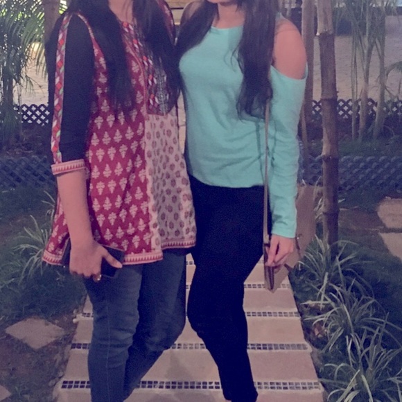 Mint green top - Picture 5 of 6